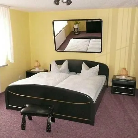 Ruegen 235 Alt Reddevitz