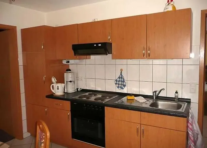 Ruegen 235 * Alt Reddevitz